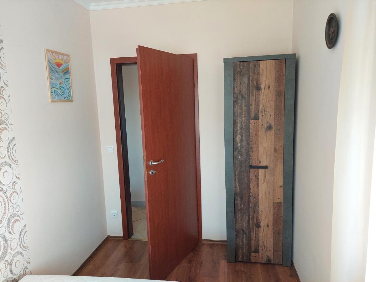 Samuci Apartman Hajduszoboszlo Bagian luar foto